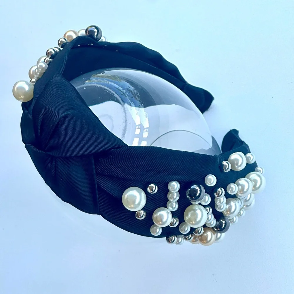 Elegant Black Pearl-Embellished Headband
